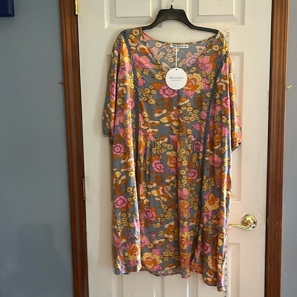 NWT-Rusttydustty-3X-floral-modern Bohemian crush, peasant, knee-length dress. - Picture 1 of 10